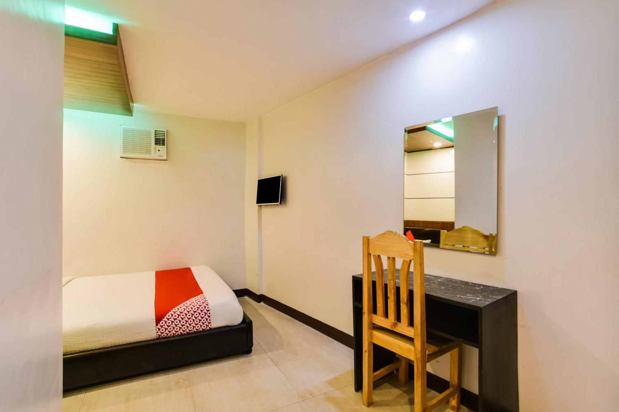 Oyo 473 Ranchotel Drive-In Binan Екстер'єр фото